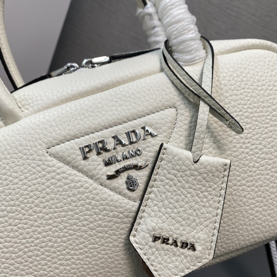 Prada Leather Bag Tote Shoulder Bag White 1BB102